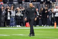 Antonio Pierce at Denver v Las Vegas